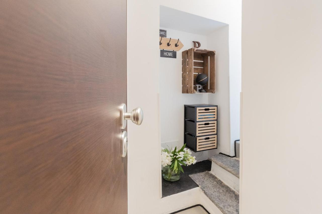 דירות לאליו P Terrace - Lake View By Rent All Como מראה חיצוני תמונה